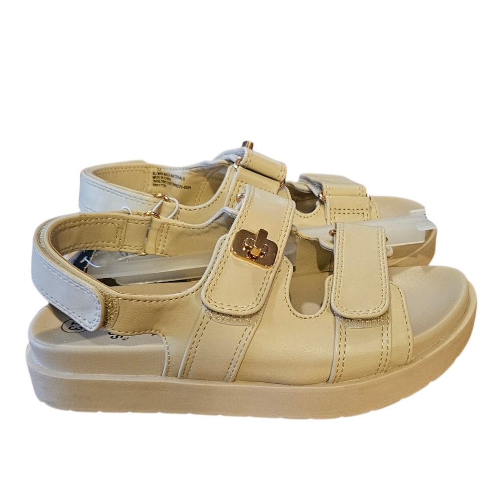 Kids Cream Sandals Size 13 Youth NWT